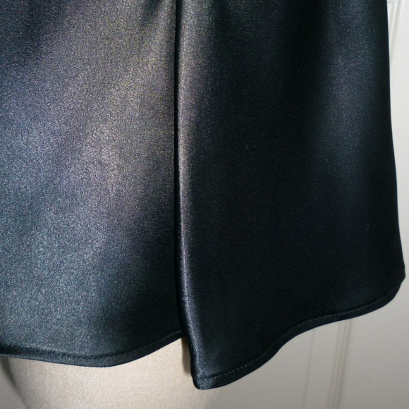 Victoria's Secret Black Slip - Picture 5 of 8